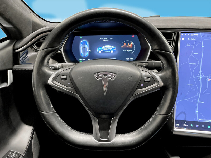 Tesla Model S vaihtoauto