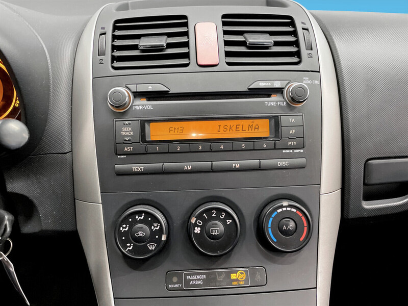 Toyota Auris vaihtoauto