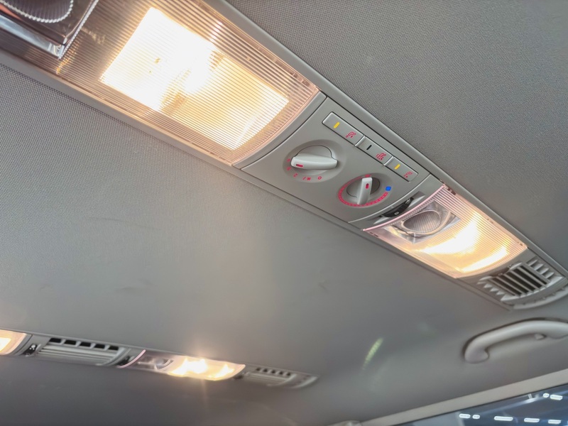 Volkswagen Caravelle vaihtoauto