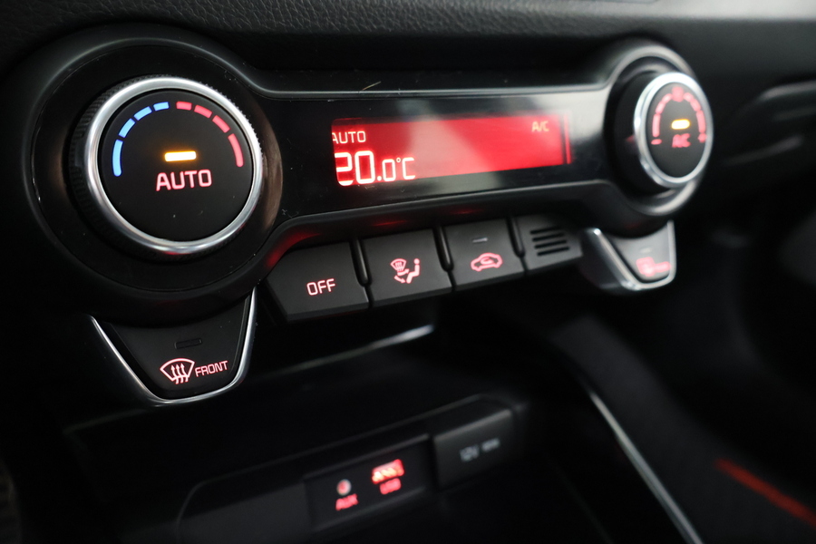 Kia Stonic vaihtoauto