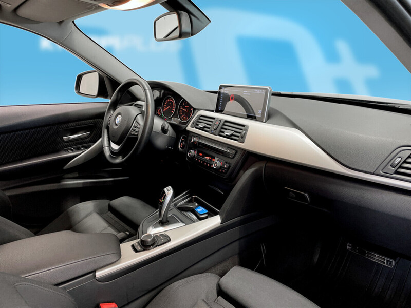 BMW 320 vaihtoauto
