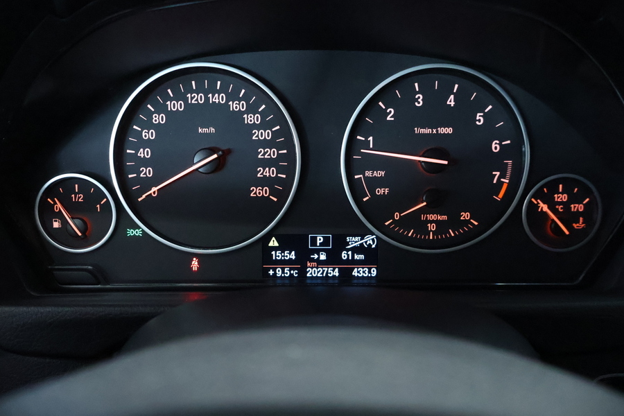 BMW 320 vaihtoauto