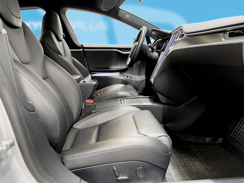 Tesla Model S vaihtoauto