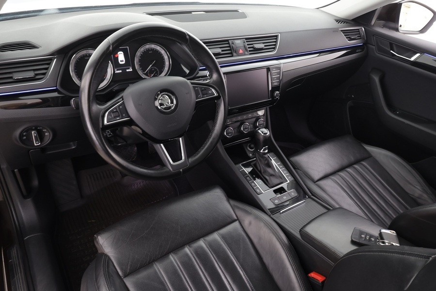 Skoda Superb vaihtoauto