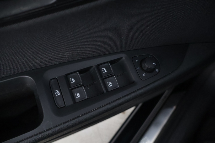 SEAT Leon ST vaihtoauto