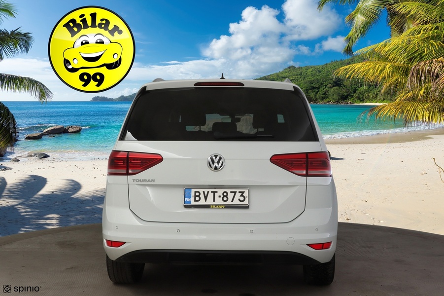 Volkswagen Touran vaihtoauto