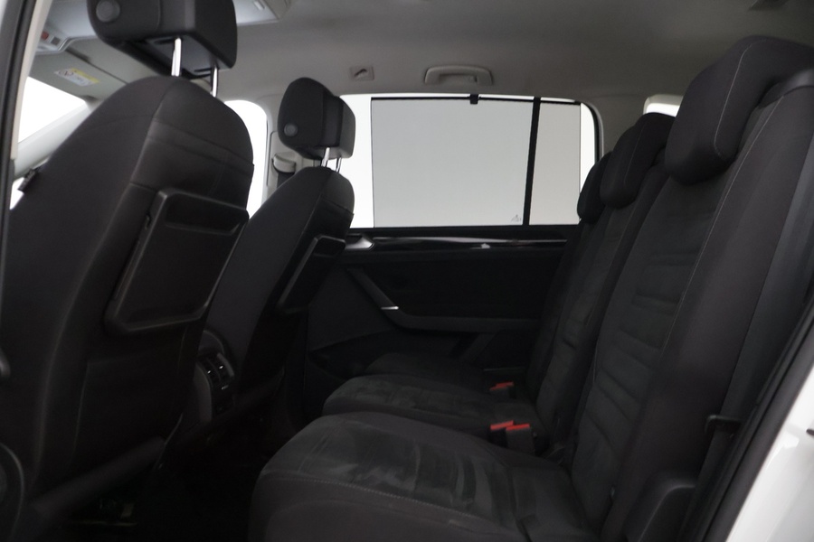 Volkswagen Touran vaihtoauto