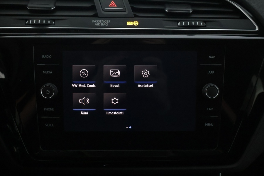 Volkswagen Touran vaihtoauto