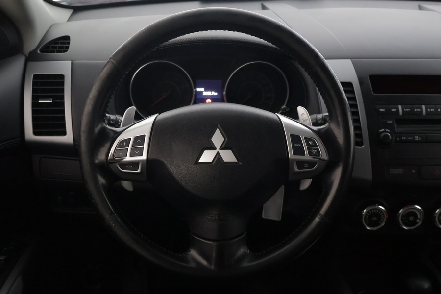 Mitsubishi Outlander vaihtoauto