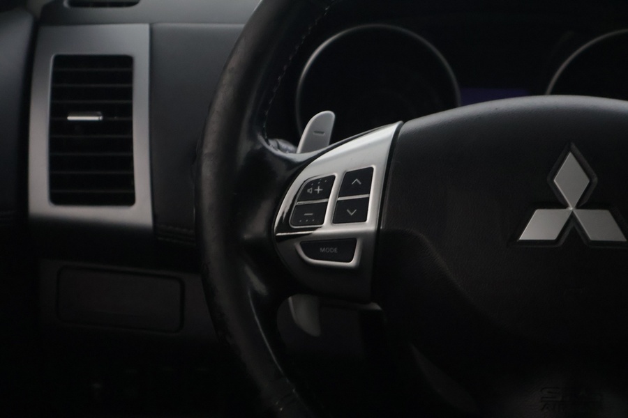 Mitsubishi Outlander vaihtoauto