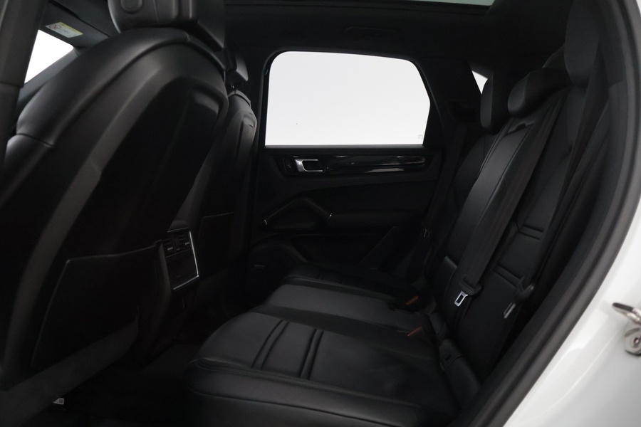 Porsche Cayenne vaihtoauto