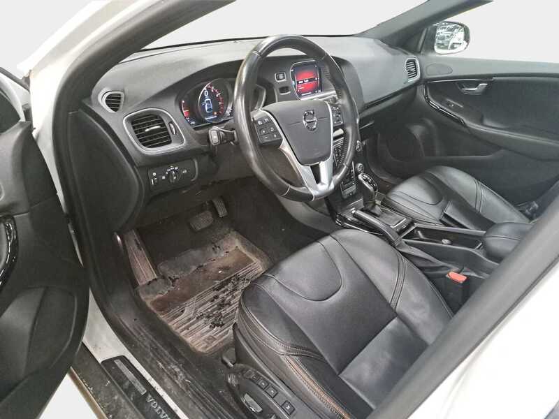 Volvo V40 Cross Country vaihtoauto