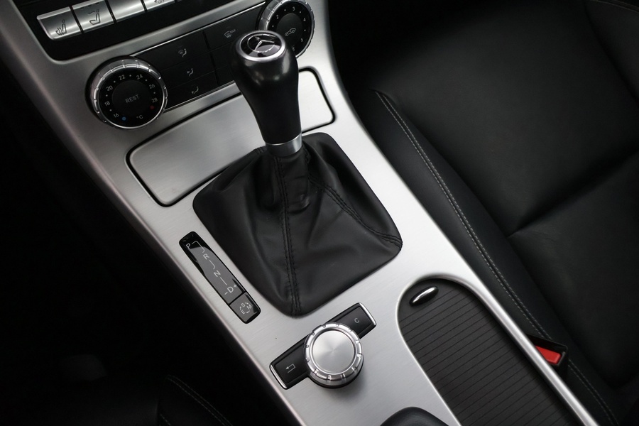 Mercedes-Benz SLK vaihtoauto