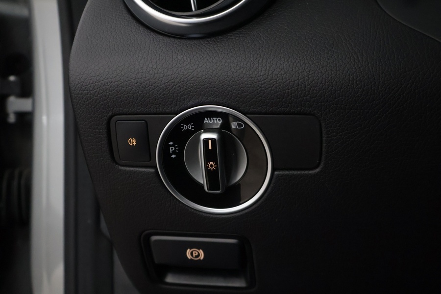 Mercedes-Benz SLK vaihtoauto