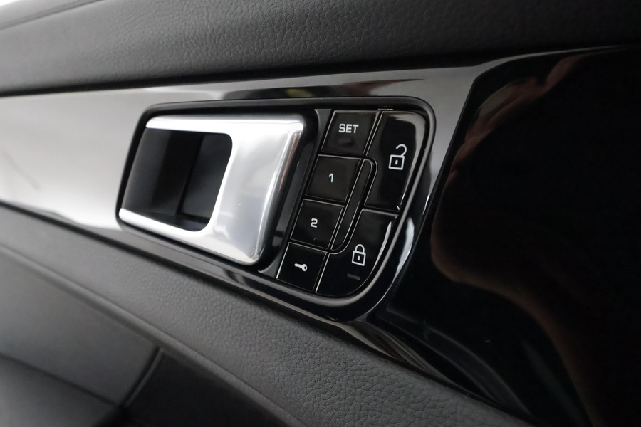 Porsche Panamera vaihtoauto