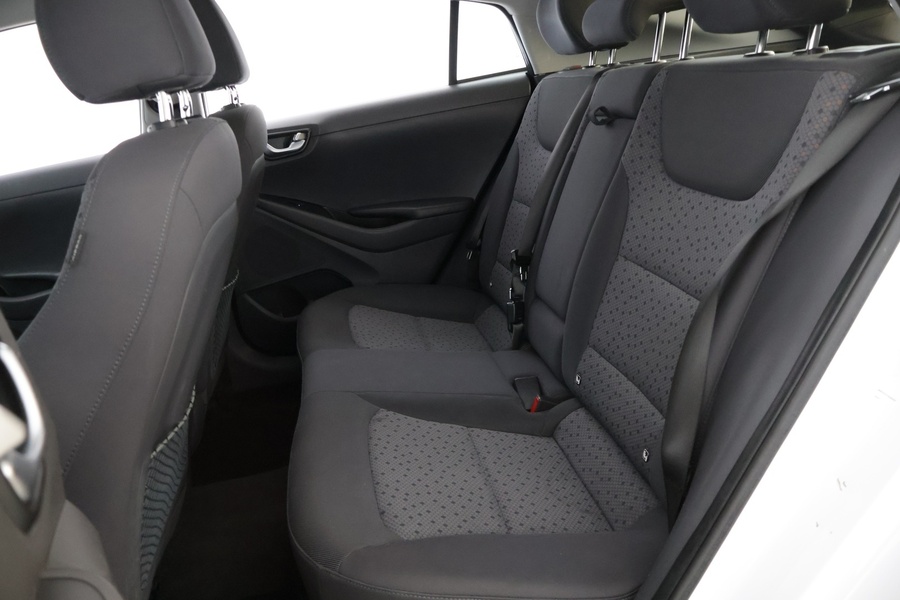 Hyundai IONIQ electric vaihtoauto