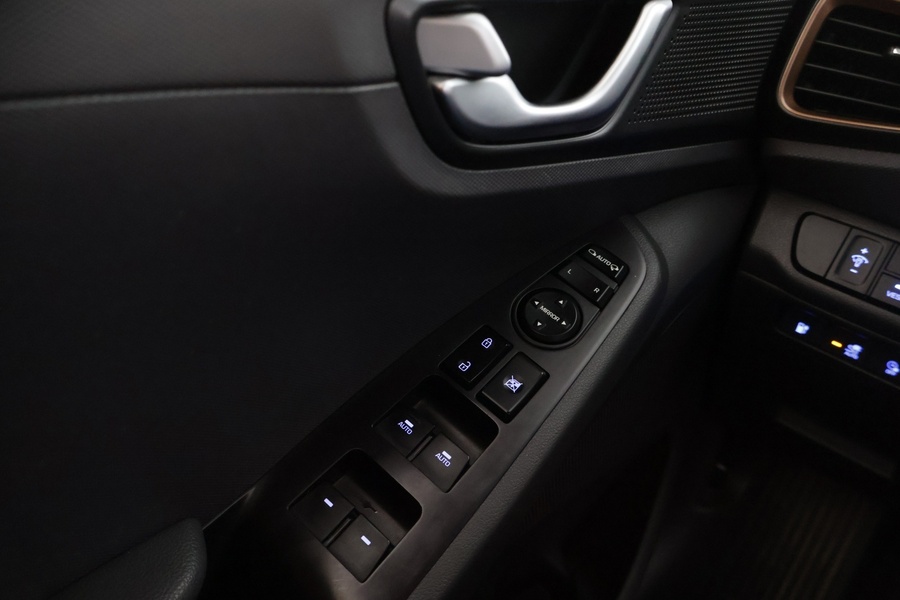 Hyundai IONIQ electric vaihtoauto