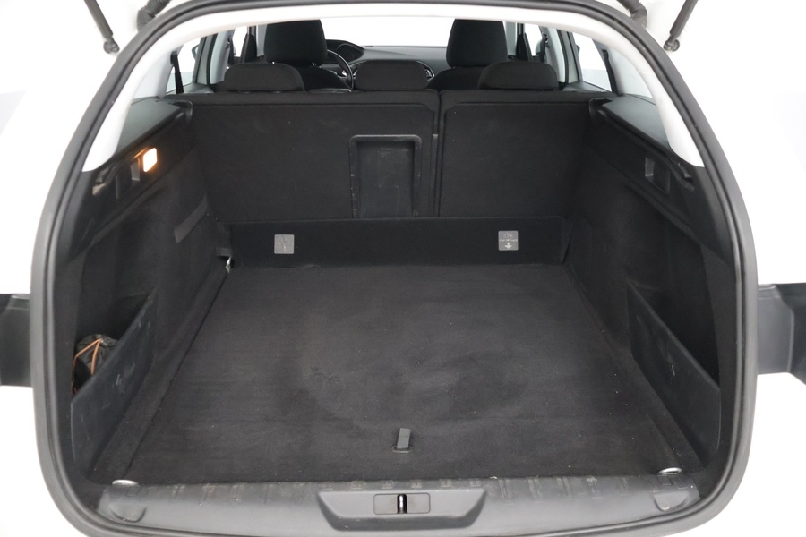 Peugeot 308 vaihtoauto