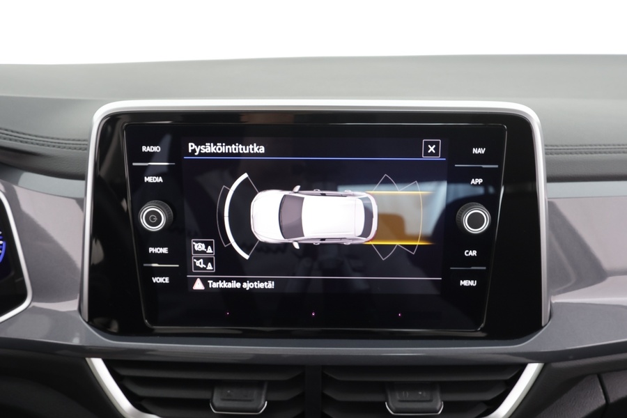 Volkswagen T-Roc vaihtoauto