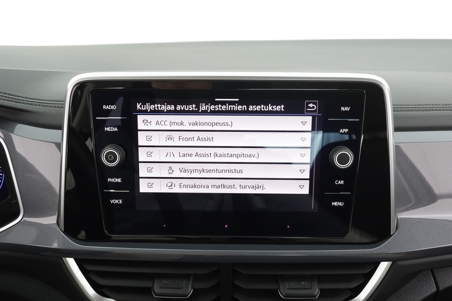 Volkswagen T-Roc vaihtoauto