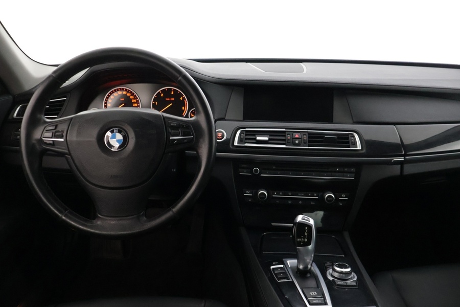 BMW 730 vaihtoauto