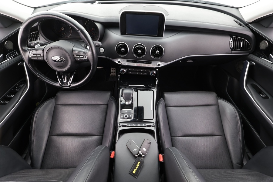 Kia Stinger vaihtoauto