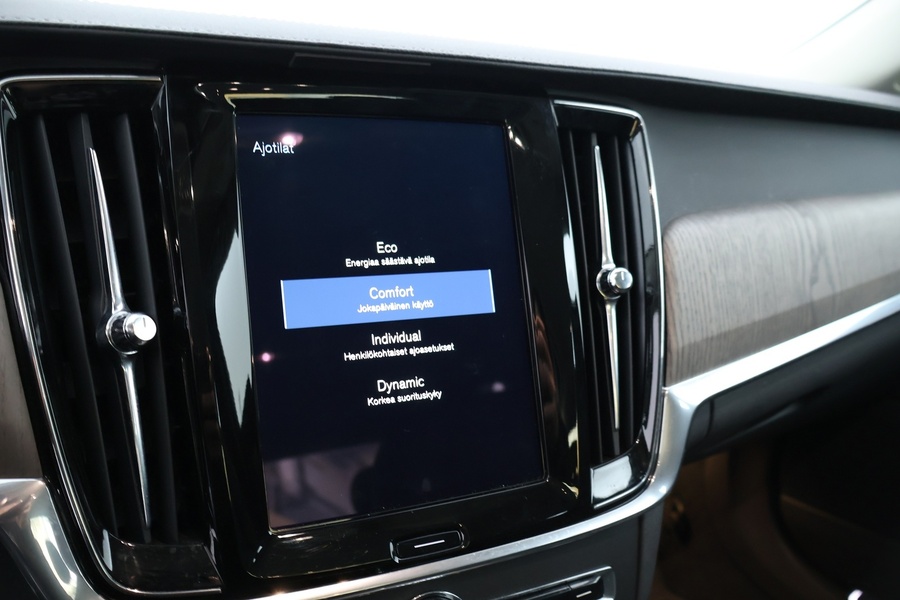 Volvo S90 vaihtoauto