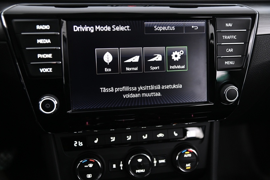 Skoda Superb vaihtoauto