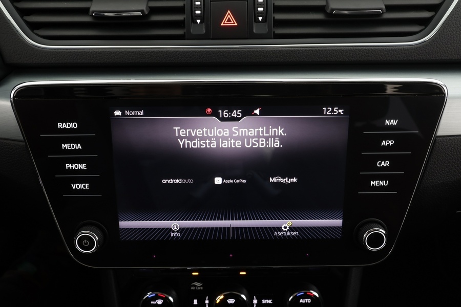 Skoda Superb vaihtoauto