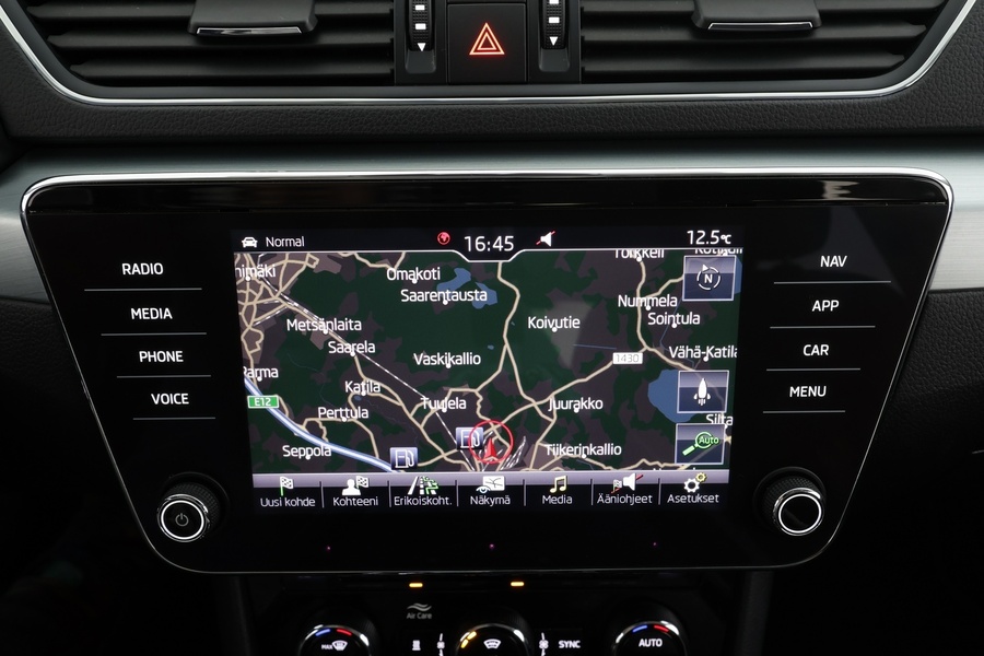 Skoda Superb vaihtoauto