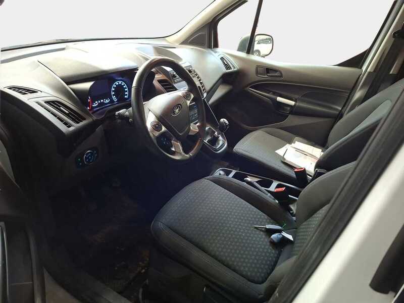 Ford Grand Tourneo Connect vaihtoauto