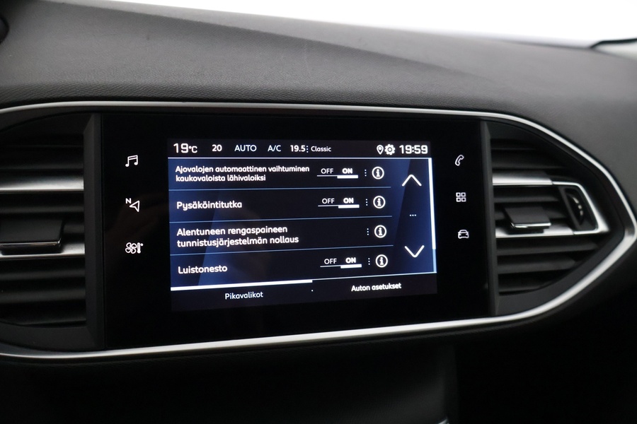 Peugeot 308 vaihtoauto