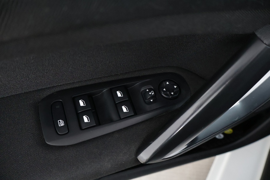 Peugeot 308 vaihtoauto