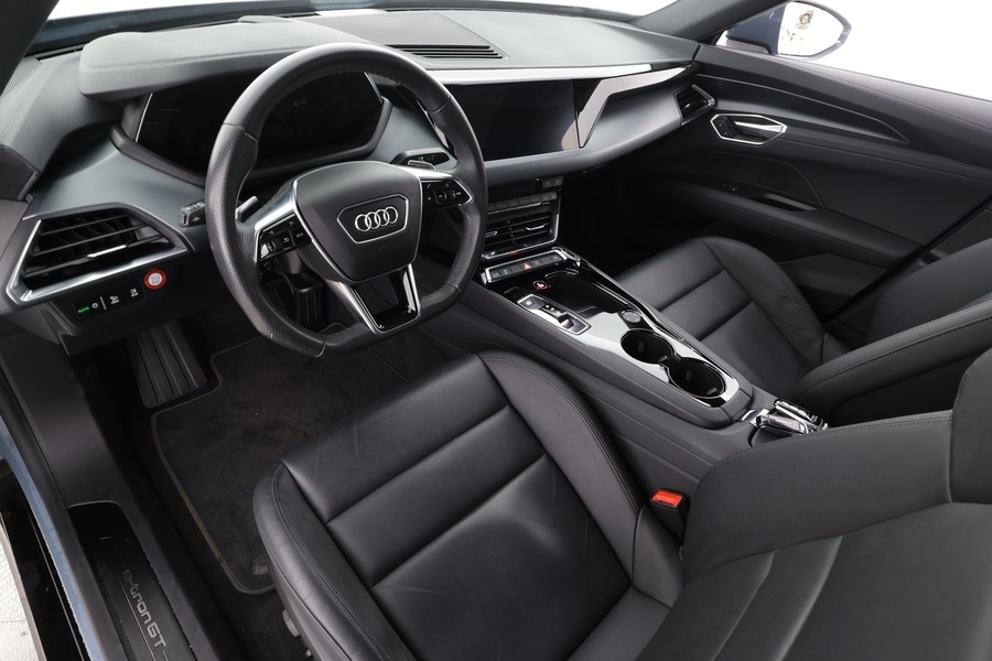 Audi e-tron GT vaihtoauto