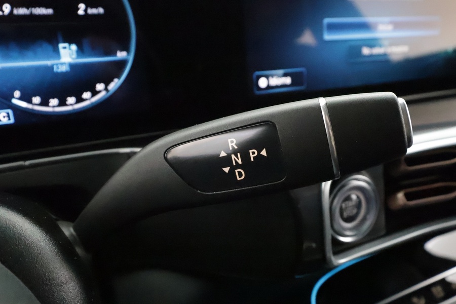 Mercedes-Benz EQC vaihtoauto