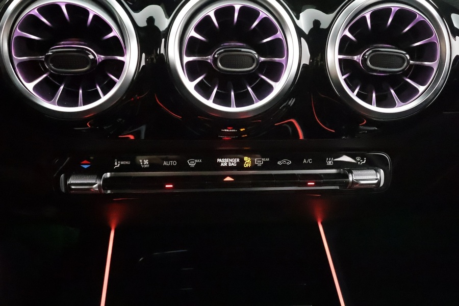 Mercedes-Benz EQA vaihtoauto