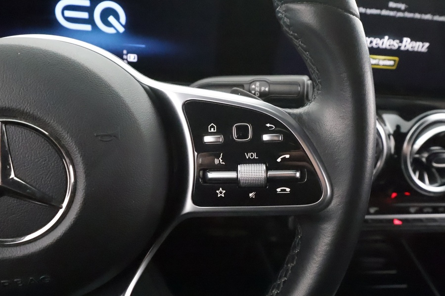 Mercedes-Benz EQA vaihtoauto