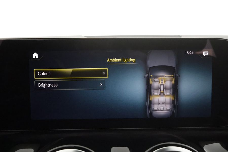 Mercedes-Benz EQA vaihtoauto