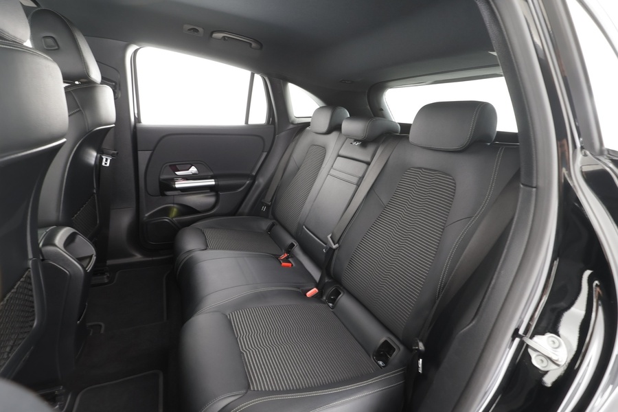 Mercedes-Benz EQA vaihtoauto