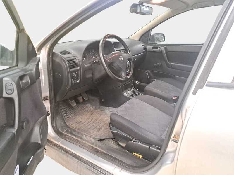 Opel Astra vaihtoauto