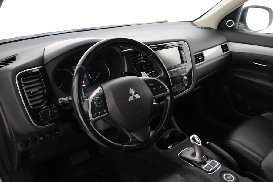 Mitsubishi Outlander vaihtoauto