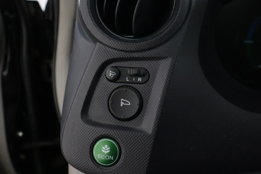 Honda Insight vaihtoauto