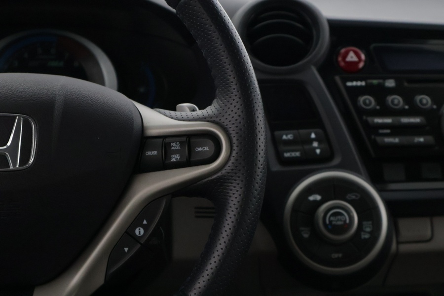 Honda Insight vaihtoauto