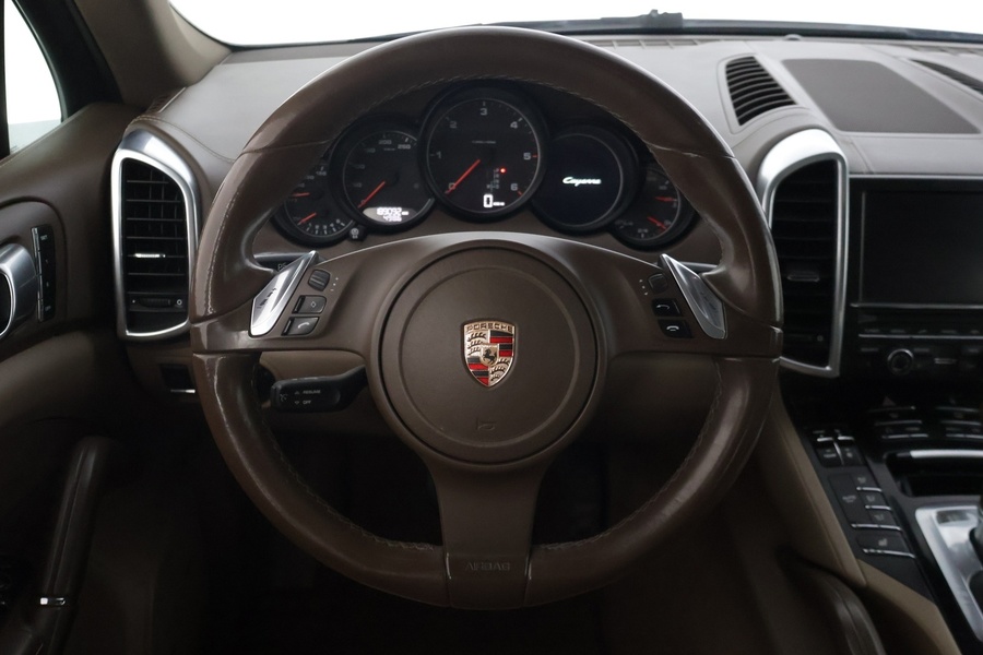 Porsche Cayenne vaihtoauto