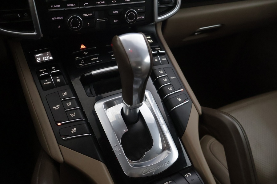 Porsche Cayenne vaihtoauto