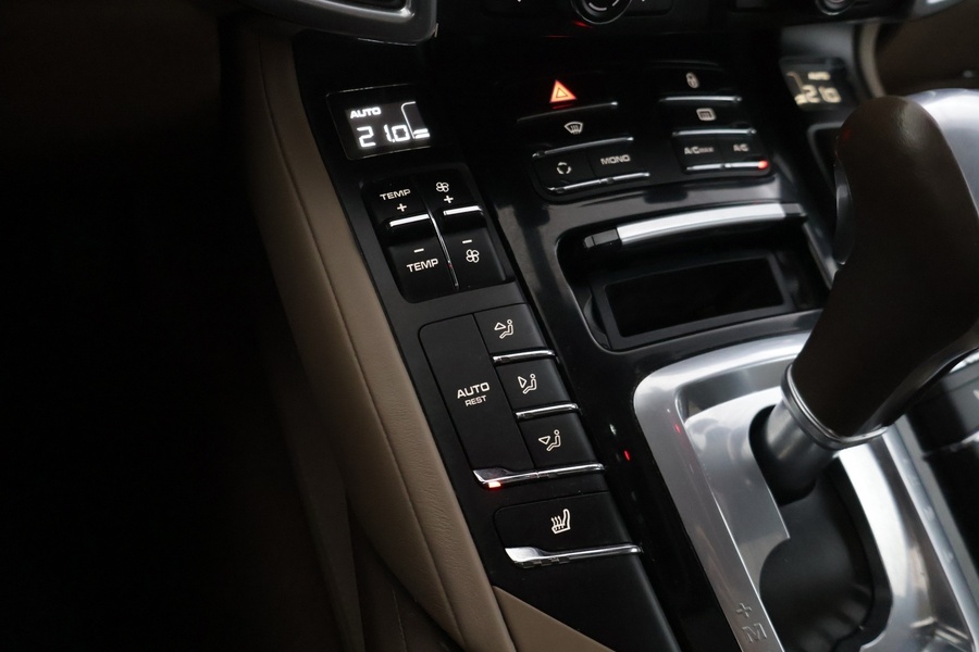 Porsche Cayenne vaihtoauto