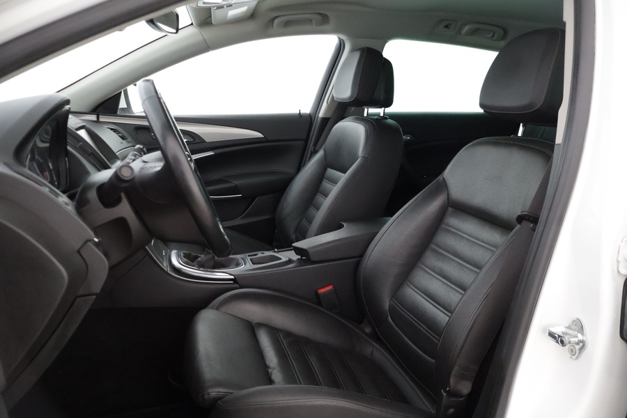 Opel Insignia vaihtoauto