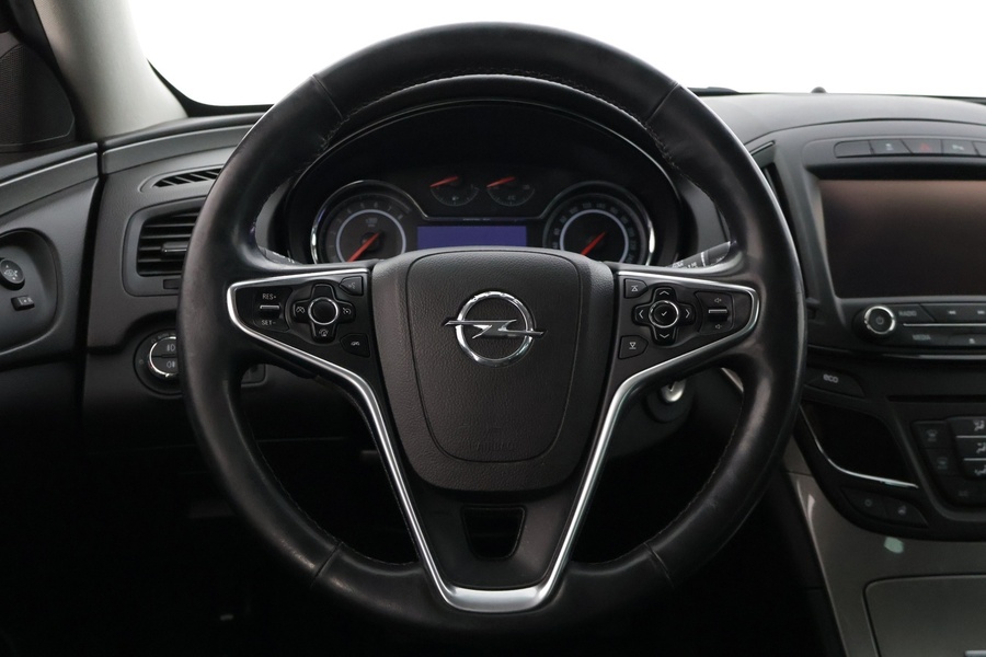 Opel Insignia vaihtoauto