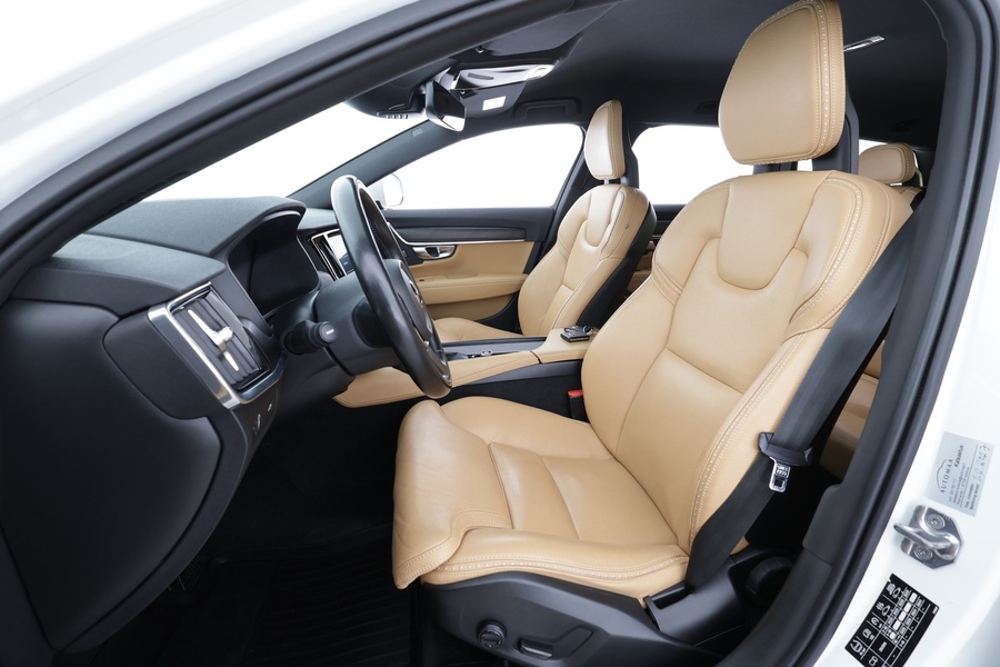 Volvo V90 Cross Country vaihtoauto