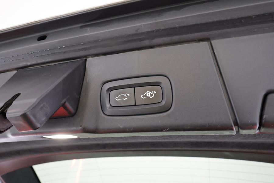 Volvo V90 Cross Country vaihtoauto